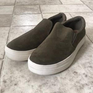 slip on sneakers